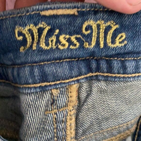 Miss Me Embellished Blue Denim Distressed Print Design Shorts Boho - Picture 8 of 14